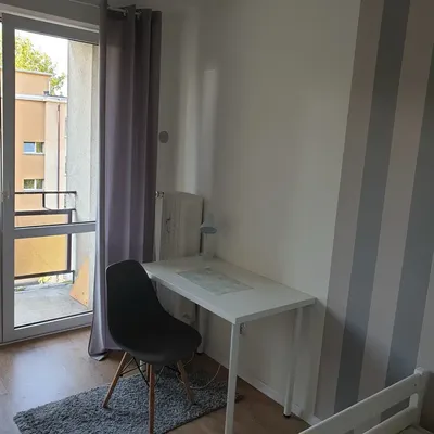 Duży pokój z balkonem w Centrum blisko Bramy Portowej ul. Kaszubska-Narutowicza - miniatura 4