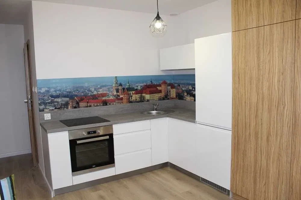 BEZPOŚREDNIO GARSONIERA w centrum okolice Saskiej, Płaszowskiej - 1/6
