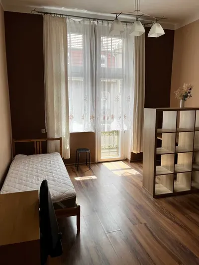 Pokój 24m2 z miejscem postojowym w centrum Gdańska - miniatura 3