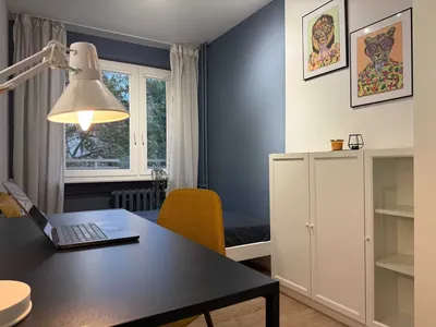 Pokój w nowocześnie urządzonym mieszkaniu, Ugorek 10B - miniatura 3