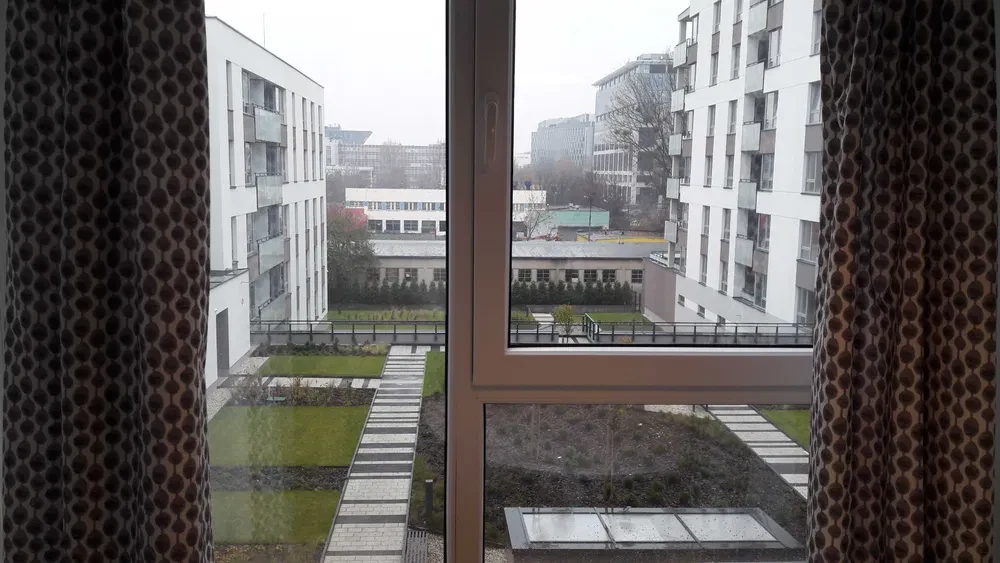 Dwa pokoje w cenie kawalerki - 3 kroki od „Mordoru” – ul. Garażowa - 1/8