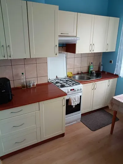 Pokój jednoosobowy z balkonem - miniatura 4