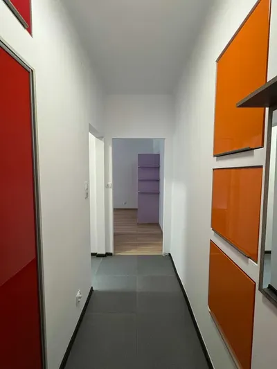 Kawalerka * Nowe Miasto * Po remoncie * Od Zaraz ! - miniatura 4