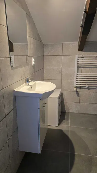 (39) Wynajmę kawalerkę internet w cenie - miniatura 5