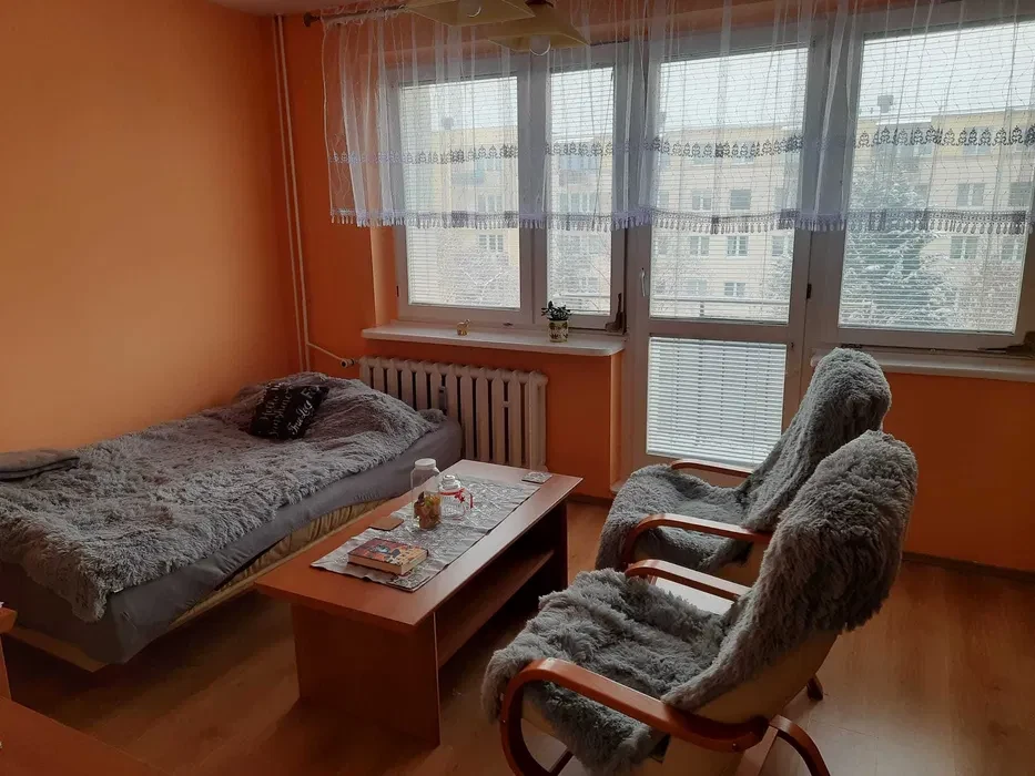 Dwupokojowe mieszkanie studenckie Bartodzieje - 1/4