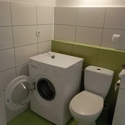 1 - pokojowe 39 m2 z oddzielną kuchnią i dużym balkonem do wynajęcia - miniatura 5