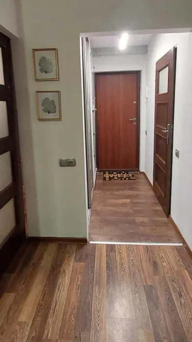 Wynajmę mieszkanie 35m2 2 pokoje parter Łódź ul Łęczycka umeblowane - miniatura 2