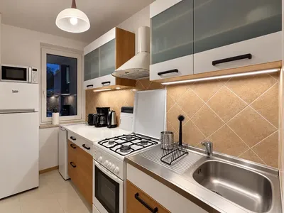 3 pokojowe | Złote Tarasy | Balkon | Parking | Metro Rondo ONZ i Świętokrzyska - miniatura 4