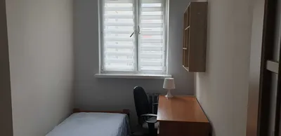 Mieszkanie do wynajęcia, 3 oddzielne pokoje, pierwsze piętro, o powierzchni 47m - miniatura 4