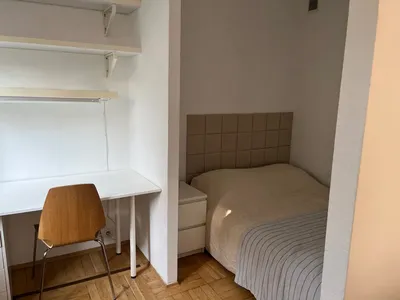 Wygodna, pięknie położona kawalerka-studio na Starym Mokotowie - miniatura 5