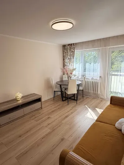Pokój na żoliborzu | | Idealny dla studentki | własny balkon | blisko centrum - miniatura 3