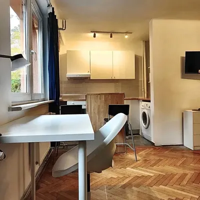 Jasne studio 31 m² z osobną sypialnią – centrum Sosnowca - miniatura 4