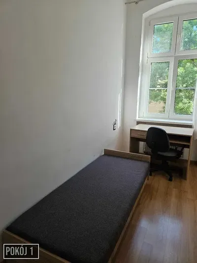 2 pokoje 1-osobowe dla studentów - Jeżyce - Szamarzewskiego 36 - miniatura 2