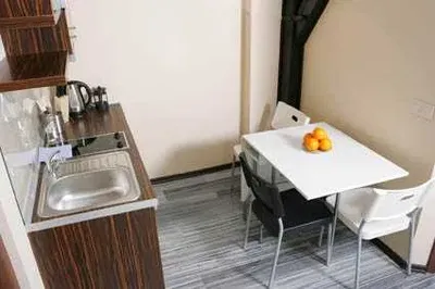Do wynajęcia od zaraz 1 sypialnia + salon z aneksem + antresola; Garncarska 8; Zapraszam - miniatura 5