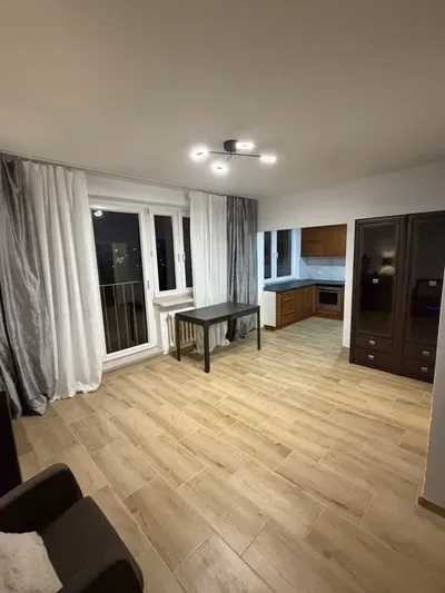 Wynajmę apartament 31 m2 z pięknym widokiem na Warszawski Mokotów - miniatura 3
