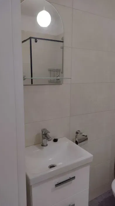 Mieszkanie blisko Błoń 45m2 po remoncie - miniatura 5