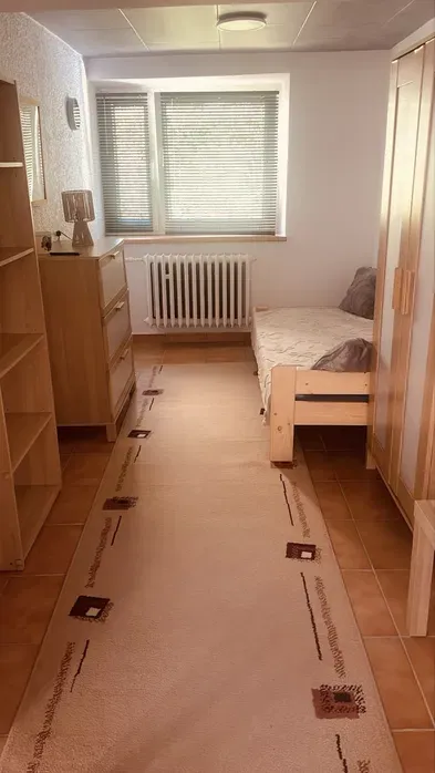 Okazja! Swieżo wyremontowany, doskonala lokalizacja! - miniatura 3