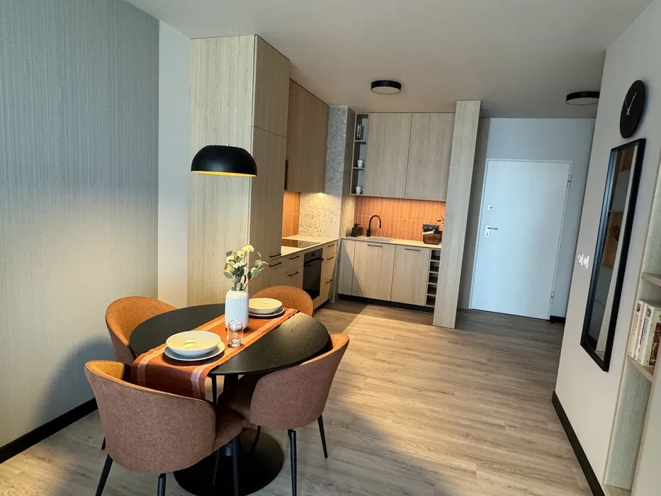 2 ROOM APARTMENT (air conditioning) Wieża Jeżyce - 1/8