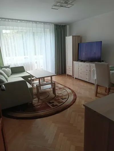 Mieszkanie dwa pokoje, nieprzechodnie , Rondo Lotników Lwowskich - miniatura 3