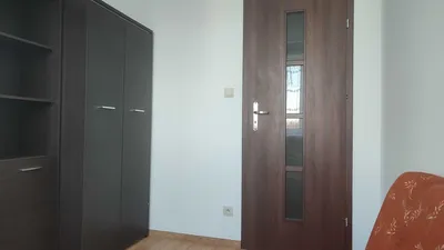 Wynajmę pokój 10m^2 na ulicy Świętojańskiej (obok Alfy,centrum) - miniatura 3