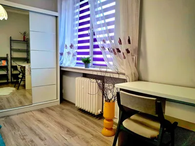 1 oddzielny pokój w Centrum do wynajęcia dla dziewczyny - od teraz - miniatura 2