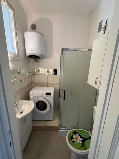 Wynajmę kawalerkę w centrum Krakowa - miniatura 3