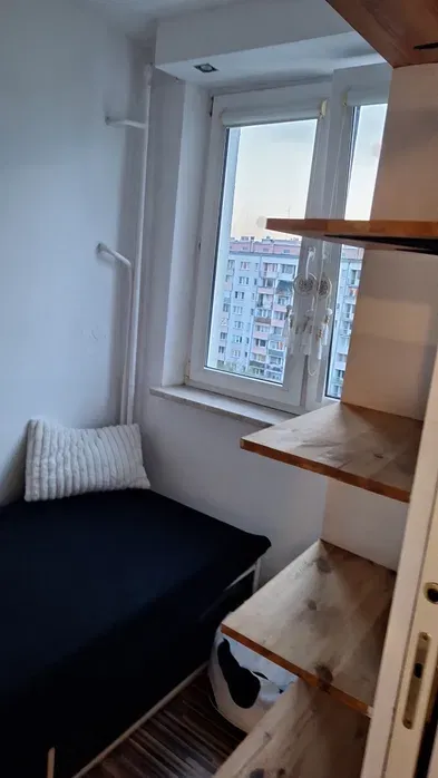 Bielany/kawalerka/2 pokoje/od zaraz/obok metra 2500/miesiąc +400 czynsz Kaucja 2900