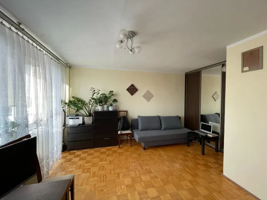 Bezpośrednio kawalerka 28m ul. 1 Sierpnia - 1/7