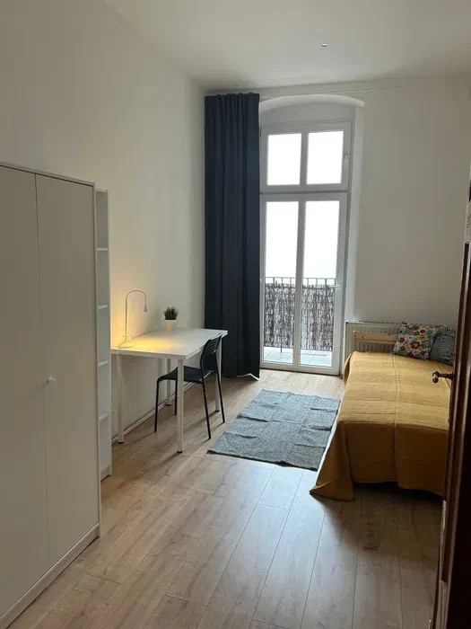 Ostatni pokój/ WIlda/ Centrum/ balkon - 1/8