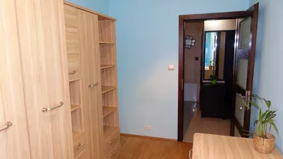 Nowoczesny pokój jednosobowy - miniatura 2