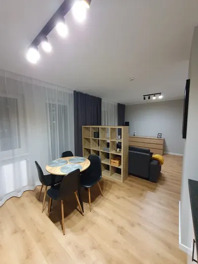 Kawalerka przy Borowskiej od października - miniatura 3