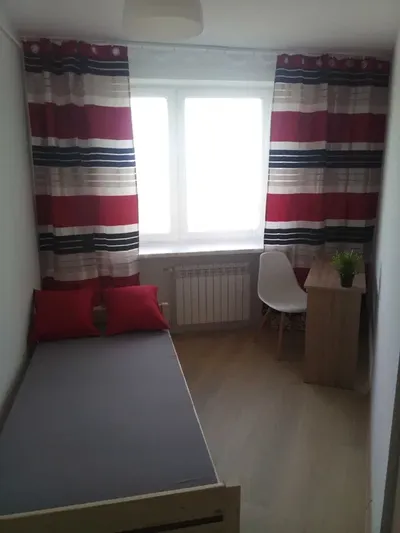 Wynajmę pokój w mieszkaniu w bloku - miniatura 4