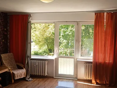 Słoneczna, duża kawalerka 3 min od uczelni na ul. Krakowskiej wolna od zaraz - miniatura 3