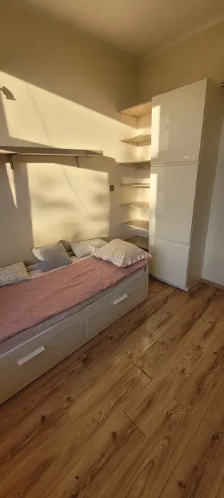 Piękne mieszkanie w Podgórzu ul Krasickiego 1900 zł właściciel - miniatura 3