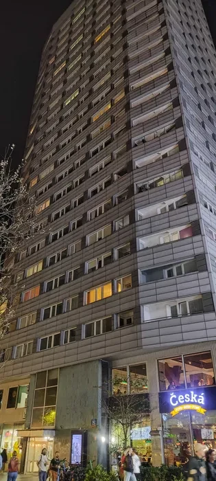 2 pokoje | 40 m² | balkon | Chmielna 35 | Ścisłe Centrum Warszawy - 1/8
