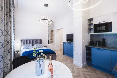 Ciche studio 25 m² | Stare Miasto | odnowiona kamienica - miniatura 3
