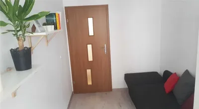 Pokój z balkonem na zielonych bielanach. - miniatura 2