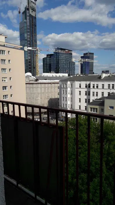 Bezpośrednio, 3 pokoje z balkonem i oddzielną kuchnią, ok. Złotych Tarasów - miniatura 5