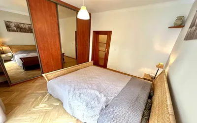 Metro Ratusz Arsenał ul. Orla- 2pok, 60m, Śródmieście-balkon-bardzo ciche - miniatura 4