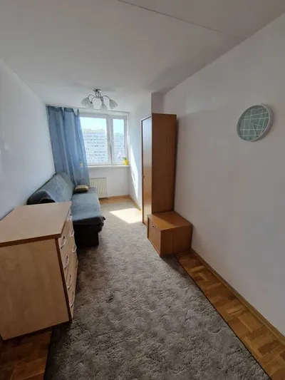Szegedyńska 10, VIIIp., widna oddzielna kuchnia, umeblowane, 2pokoje, bez czynszu - miniatura 2