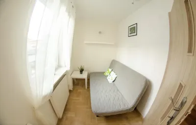 Pokój jednoosobowy z balkonem przy Rondzie Krwiodawców