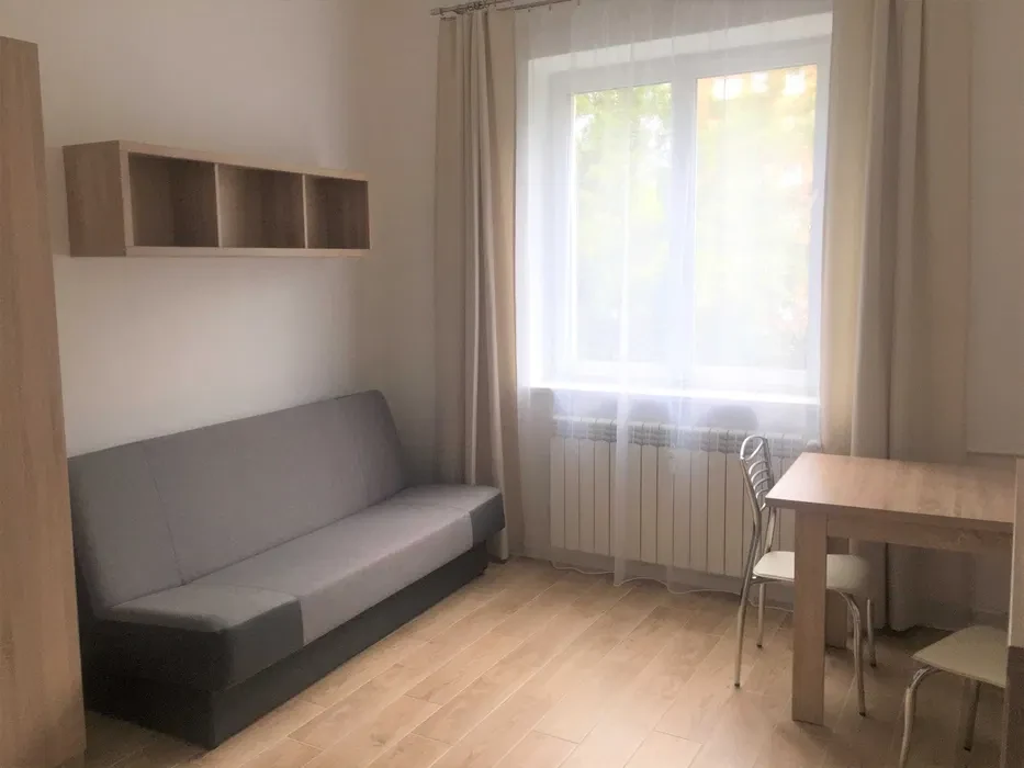 Kawalerka na Starej Ochocie od zaraz. Bezpośrednio! - 1/6