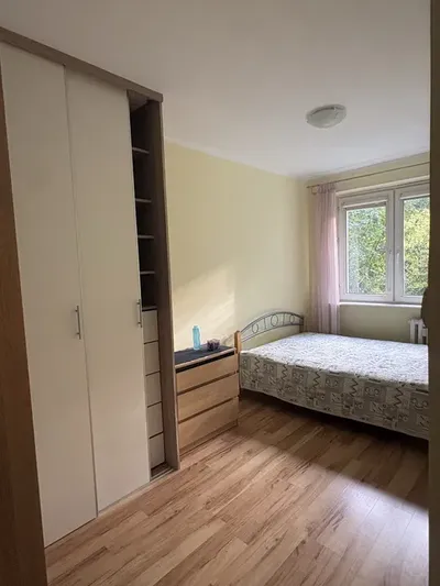 4 pokoje Stegny wynajem - miniatura 4