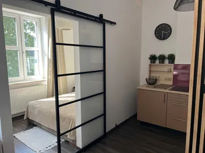 Kraków-Krowodrza, 2-pok. ciche i jasne mieszkanie 39m2 do wynajęcia ul. Chocimska , dla pary lub 1-osoby, świetna lokalizacja. - miniatura 5