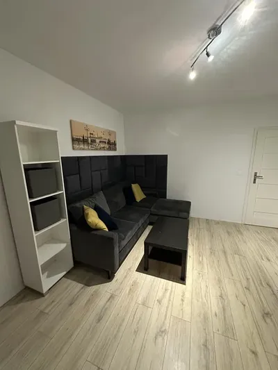 Dwa oddzielne pokoje, Wrocławska 53e, Nowa 5 dzielnica - miniatura 2