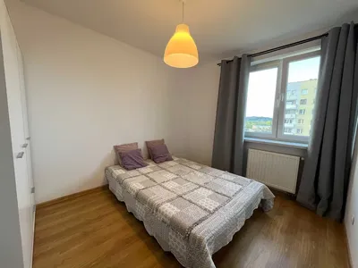 Wynajmę mieszkanie 70 m² po remoncie – 3 pokoje, widok na Wawel i Kopiec, blisko UJ - miniatura 5