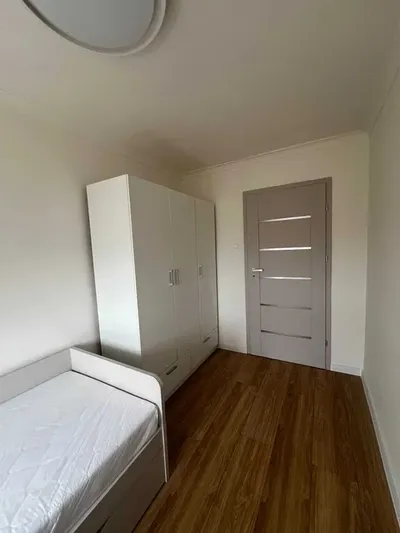 Pokój 1 os.dla studentki wolny od zaraz - miniatura 2
