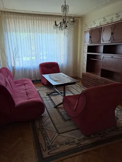 Mieszkanie M4 w ścisłym centrum parter