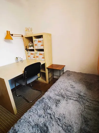 Pokój jednoosobowy super lokalizacja dla studentów - miniatura 3