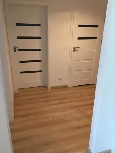 Mieszkanie na wynajem osobne dwa pokoje i salon z aneksem na soltysowicach ul. Przejazdowa - miniatura 3